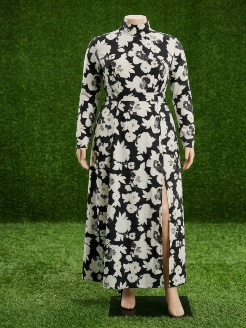 Lane Bryant Maxi Dress 22/24 Black White Floral Mock Neck Front Slit Stretch